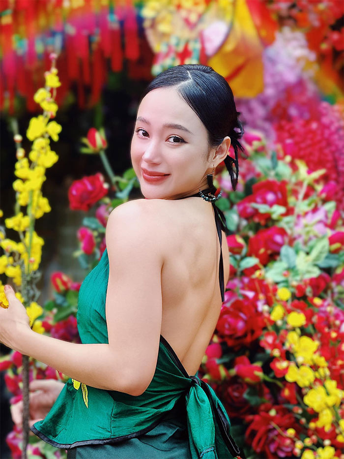 Trước đó, người đẹp 28 tuổi nhờ chăm chỉ tập gym mà sở hữu một thân hình săn chắc, cơ bắp cuồn cuộn.