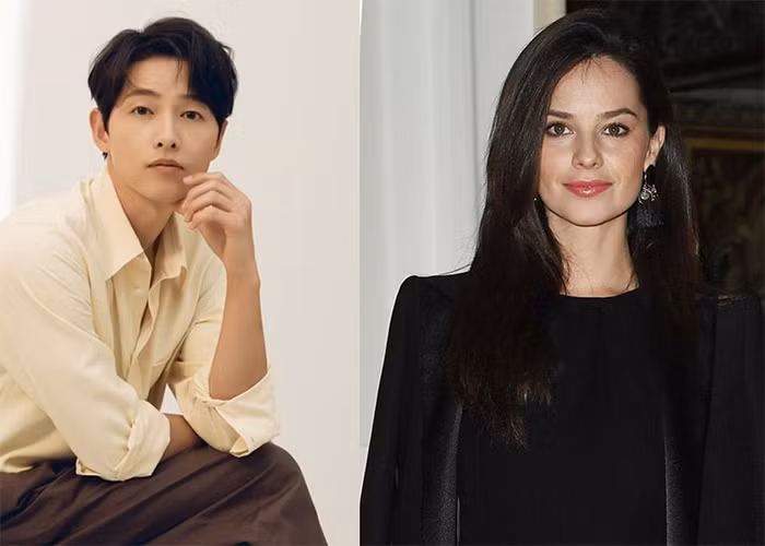 Katy Louise Saunders sinh năm 1984, là cựu diễn viên người Anh, từng đóng các bộ phim như: "Los Borgia" (2006), "Third Person" (2013) và "The Lizzie McGuire Movie" (2003). Song Joong Ki sinh năm 1985, nổi tiếng qua các bộ phim truyền hình ăn khách như: "Vincenzo", "Space Sweepers", "Chuyện tình Sungkyunkwan", "Gã khờ", "Người sói", "Hậu duệ mặt trời"...