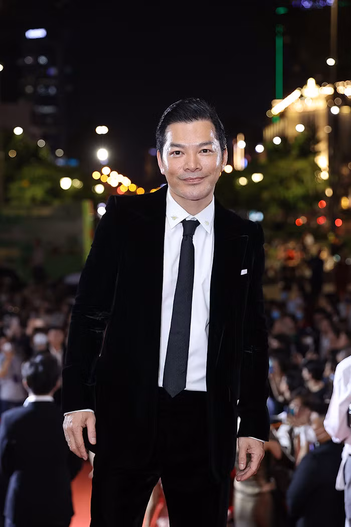 Nam diễn viên Trần Bảo Sơn lịch lãm dự sự kiện.