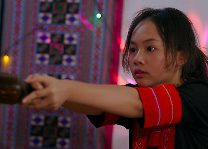 Diễn xuất của Hồng Nhung trong "Cuộc chiến không giới tuyến" được khán giả khen ngợi. (Ảnh: FBNV)