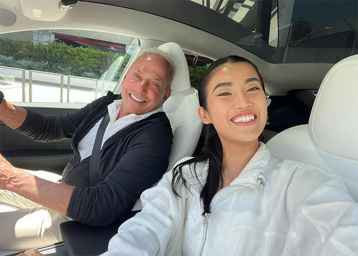 Tuy nhiên, lần tái hợp này, Cổ Ngân đã ra yêu cầu với bạn trai, khi xảy ra cãi vã, dù thế nào đi chăng nữa cô cũng là người đúng. Mặc dù ban đầu Wynn Katz phản đối nhưng sau đó đã chấp nhận quy tắc này của người yêu.