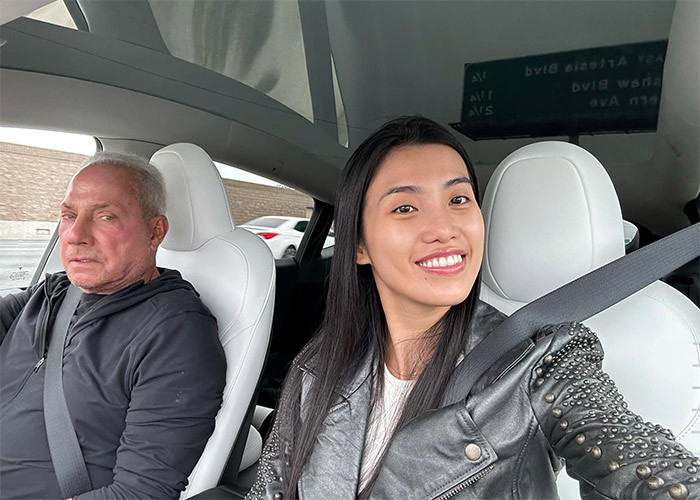 Theo chia sẻ của người đẹp sinh năm 1994, một trong những lý do trước kia hai người chia tay với nhau là vì người yêu khá nóng nảy còn mình thì cứng đầu.