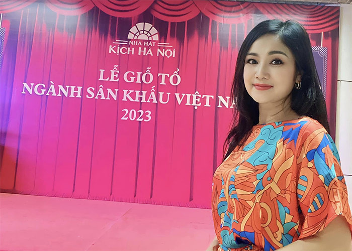 Nữ diễn viên "Hướng dương ngược nắng" cho biết, bí quyết trẻ lâu của cô là biết cân bằng mọi thứ trong cuộc sống, biết buông bỏ.