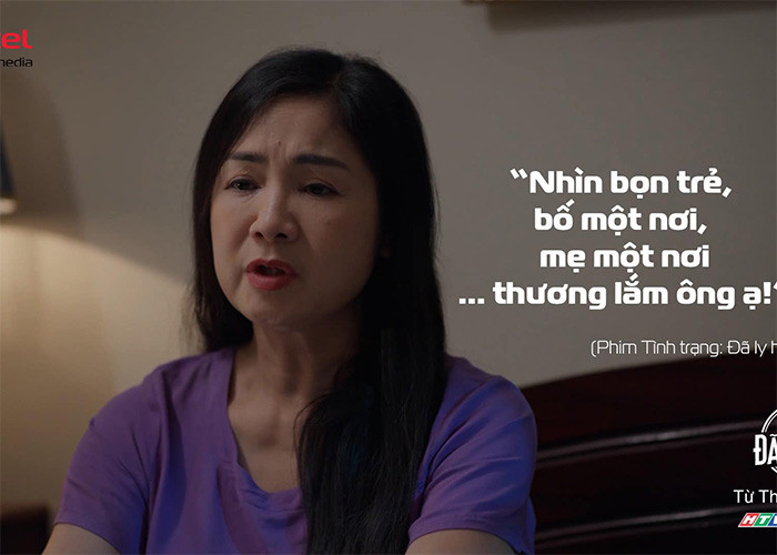 Trong phim, NSND Thu Hà ăn vận giản dị, hóa trang già nua hơn so với hình ảnh đời thực để phù hợp với vai diễn.