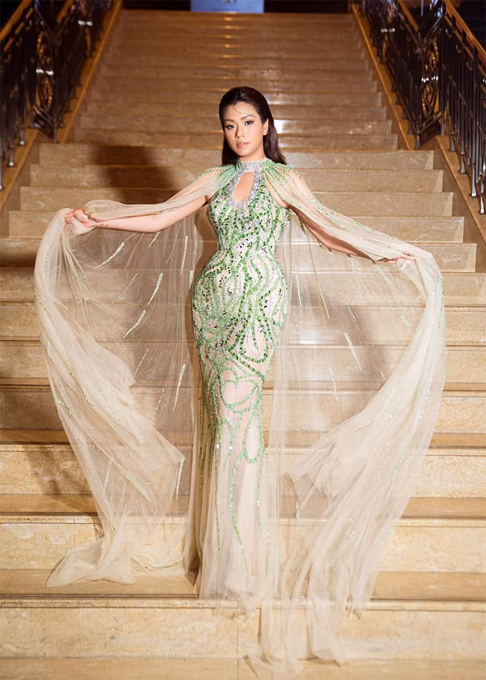 Bà mẹ một con tự tin hơn với vóc dáng nên cũng chăm chỉ khoe ảnh trên trang cá nhân.