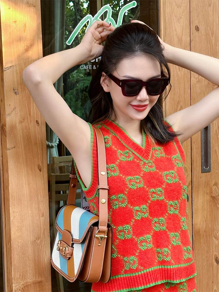 Hiện người đẹp gốc Hà thành theo học Trường Đại học Sân khấu - Điện ảnh TP HCM.