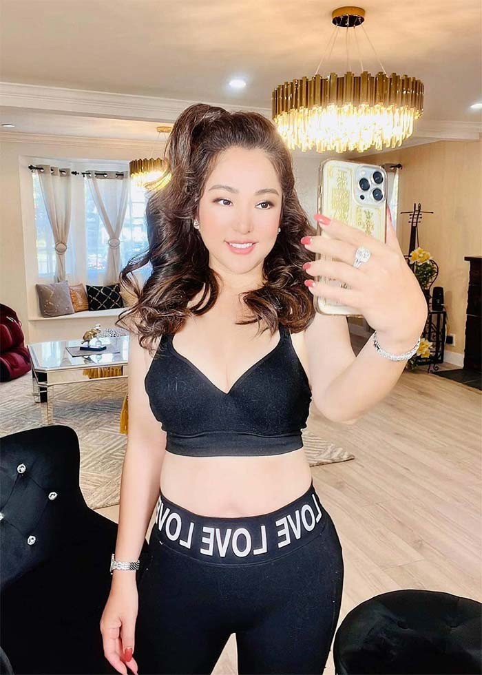 Nữ diễn viên sinh năm 1976 từng đạt giải Á hậu Phu nhân người Việt Thế giới 2012.