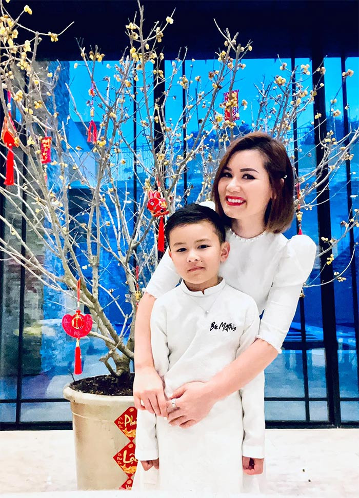 Đan Trường yên tâm khi vợ cũ chăm sóc con rất chu đáo, thường xuyên chia sẻ về cuộc sống hằng ngày của con.