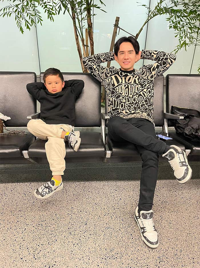 Đan Trường và doanh nhân Thủy Tiên kết hôn vào năm 2013. Cặp đôi đón con trai đầu lòng chào đời năm 2017. Tháng 7/2021, vợ chồng nam ca sĩ thông báo thuận tình ly hôn sau 8 năm chung sống.