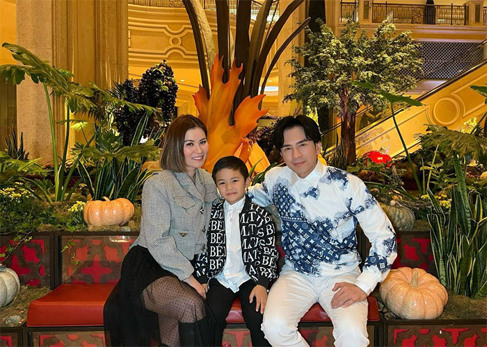 Thủy Tiên cho biết, dù đã ly hôn nhưng cả hai vẫn bên con trai, vẫn gọi nhau là gia đình và hai người coi nhau như bạn bè thân thiết.