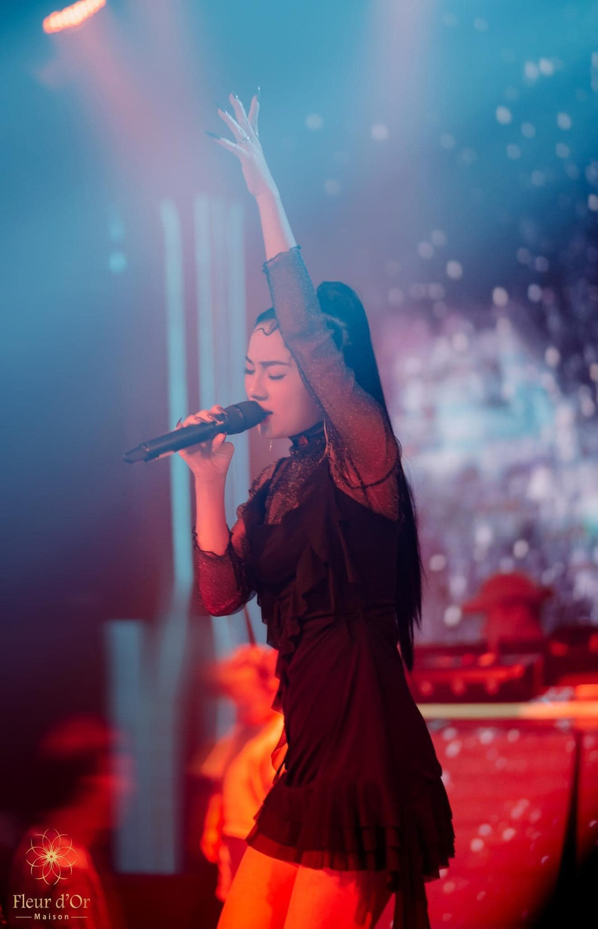 Thời gian gần đây, mỹ nhân làng nhảy gây chú ý với bản cover “Là anh” trên TikTok.