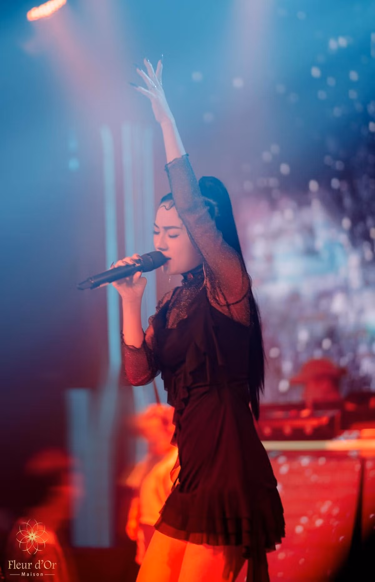 Thời gian gần đây, mỹ nhân làng nhảy gây chú ý với bản cover “Là anh” trên TikTok.