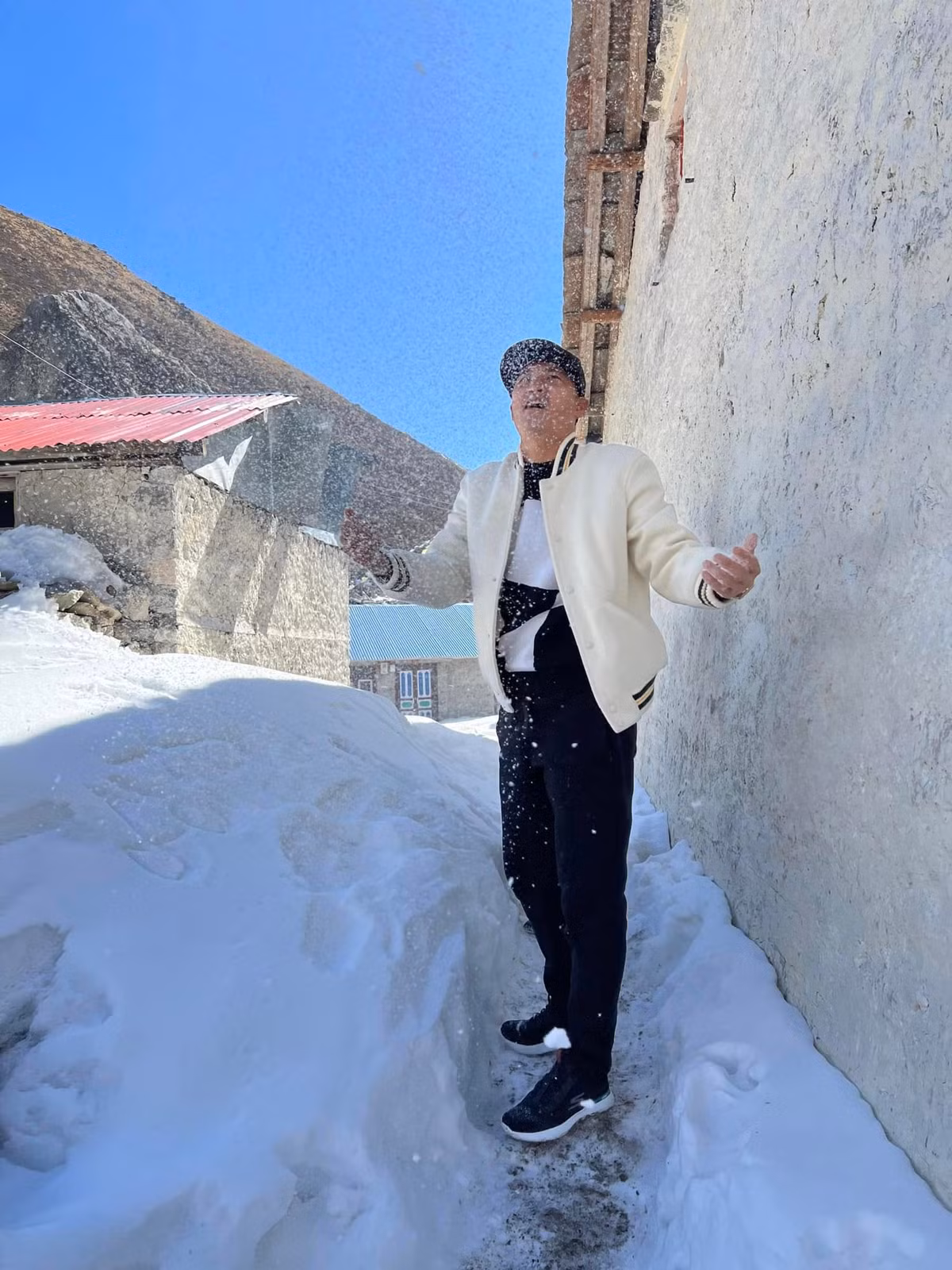 Hai vợ chồng Thủy Tiên lưu lại những khoảnh khắc đáng nhớ.