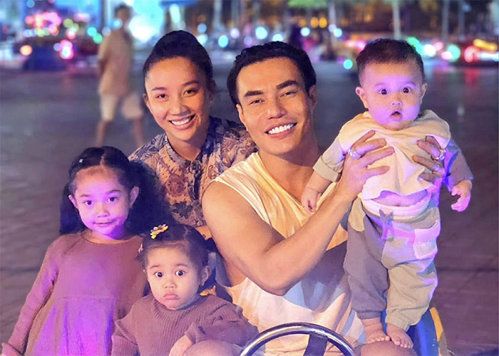 Sau 6 năm kết hôn, giờ Lê Dương Bảo Lâm đã là một diễn viên hài nổi tiếng và đang có cuộc sống viên mãn bên vợ cùng ba con.