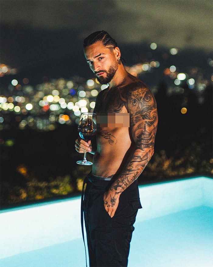 Maluma từng hẹn hò với người mẫu Mỹ Natalia Barulich nhưng cả hai đã chia tay vào năm 2019. (Ảnh: Instagram)