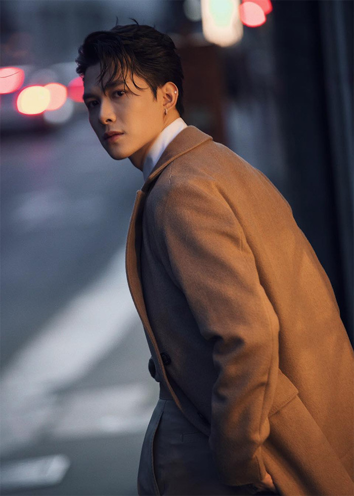 Trước đây, Anh Tú được fan yêu thích bởi ngoại hình hot boy thì bây giờ anh lại được hâm mộ bởi phong thái tổng tài.