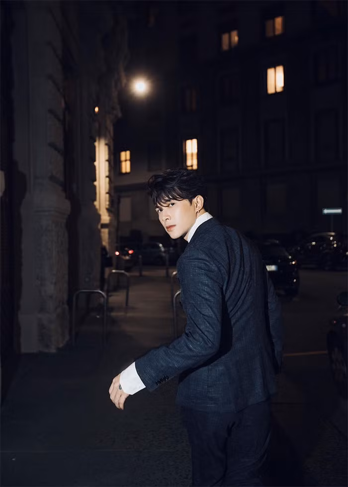 Trước khi làm đám cưới, Anh Tú và diễn viên Diệu Nhi đã có 7 năm hẹn hò bí mật. Diệu Nhi và Anh Tú quen biết nhau khi cả hai cùng diễn chung ở sân khấu Thế giới trẻ.