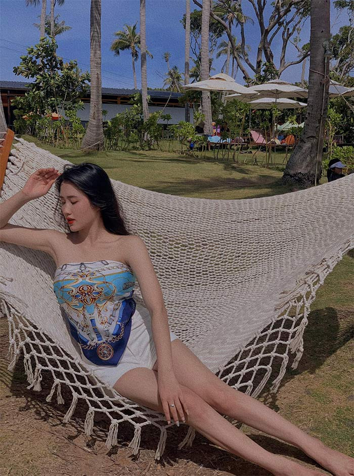 Vóc dáng và làn da là những ưu điểm nổi bật của Phương Anh.