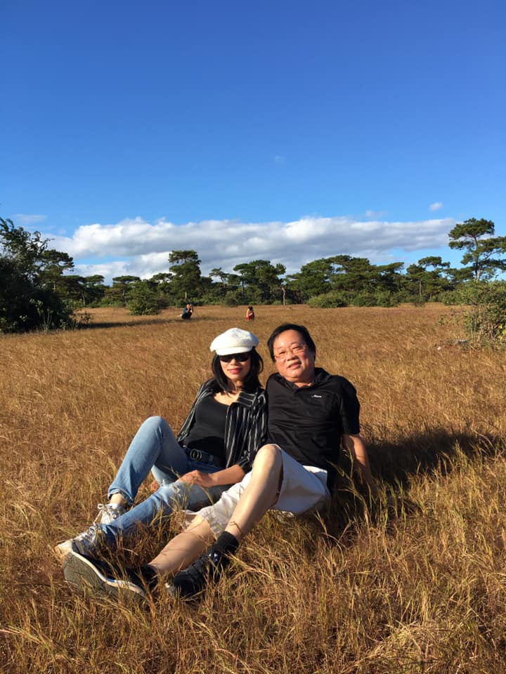 Từng được mệnh danh là người đàn ông “ác” nhất màn ảnh, ngoài đời nam nghệ sĩ gạo cội sinh năm 1958 có cuộc sống hôn nhân hạnh phúc đáng ngưỡng mộ.