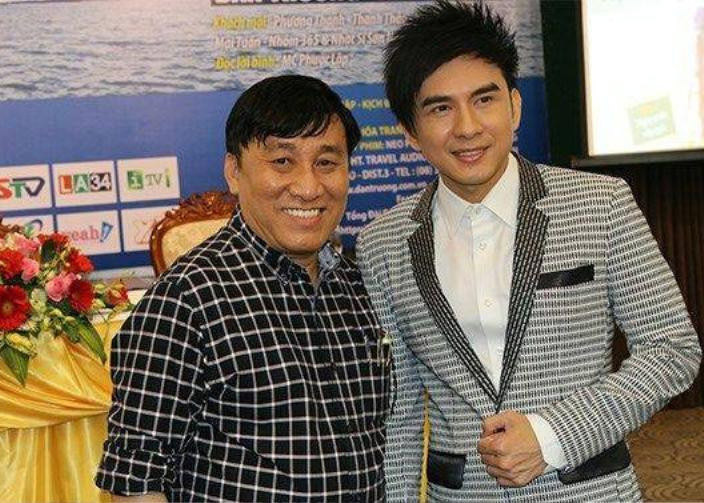 Năm 2007, ông Hoàng Tuấn từng kiện Trung tâm Thúy Nga vi phạm bản quyền vì đã phát hành Album vol.4 của ca sĩ Minh Tuyết "Yêu một người - Sống bên một người" tại hải ngoại trong đó sử dụng các ca khúc "Ở nơi đó em cười", "Vầng trăng đêm trôi", "Những ân tình xưa" được ca sĩ Đan Trường nói riêng và H.T Production nói chung mua độc quyền trước đó. (Ảnh: Saostar.vn)