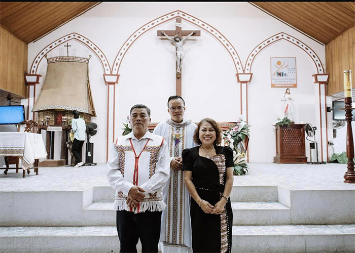 Siu Black ra sao sau dam cuoi voi chong cu o tuoi 56?