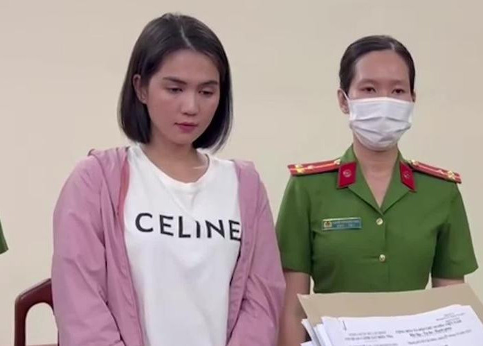 Khuôn mặt mộc của Ngọc Trinh nhận được nhiều lời khen của cộng đồng mạng. (Ảnh: saostar.vn)