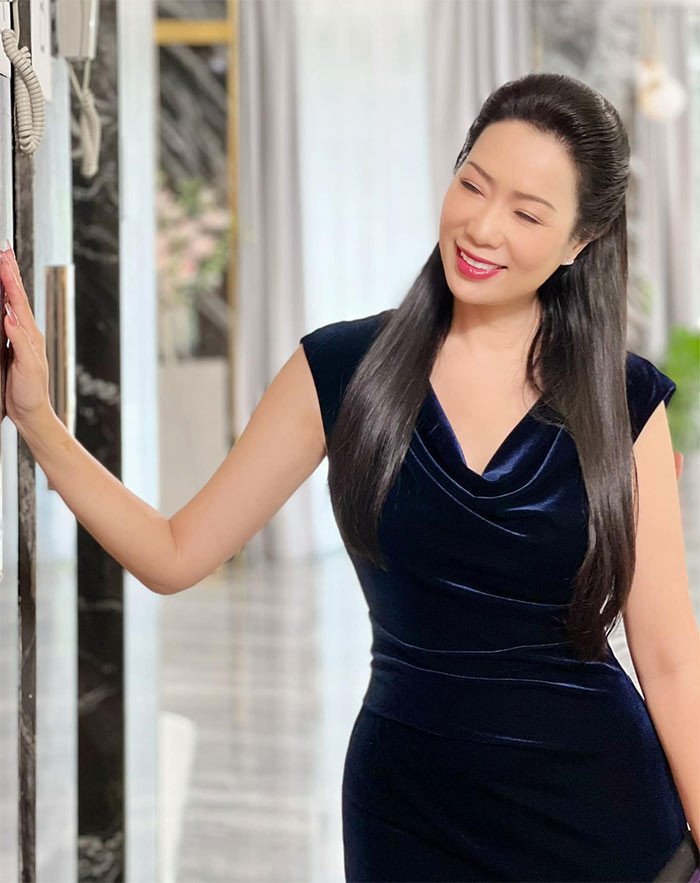 Trịnh Kim Chi cho biết cô không ăn kiêng nhưng hạn chế ăn đồ nhiều dầu mỡ thay vào đó cô ăn nhiều rau xanh, trái cây.