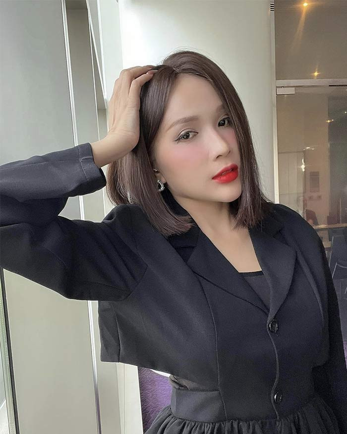 Khả Như cho biết, cô không có ý định kết hôn và cảm thấy hạnh phúc với cuộc sống độc thân.