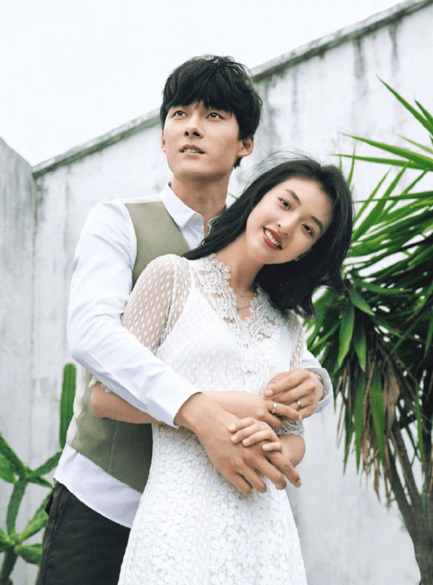 Ngô Thiến bắt đầu hẹn hò bạn trai, nam diễn viên Trương Vũ Kiếm sau khi hai người đóng chung phim "Anh chỉ thích em". (Ảnh: Sina)