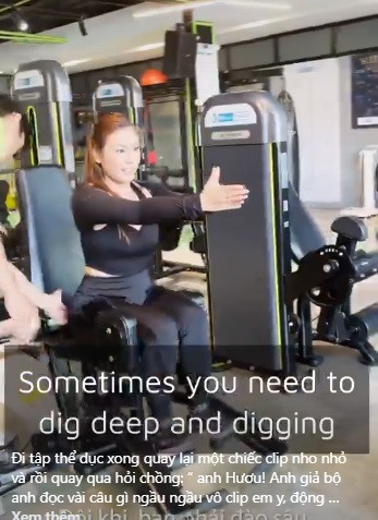 Phương Vy dành một tuần ba buổi đến phòng tập gym. "Tập đổ mồ hôi nhưng giúp trao đổi chất trong cơ thể tốt hơn, detox tự nhiên luôn, cân bằng thể chất và tinh thần, tối ngủ ngon hơn, ăn kỹ hơn, uống nước nhiều hơn, "dòm" vòng ba hơi "ngon ngon" rồi cũng thấy yêu mình hơn. Mỗi ngày vì vậy mà cũng thấy vui hơn, nhiệt huyết hơn...", nữ ca sĩ chia sẻ bí quyết làm đẹp.