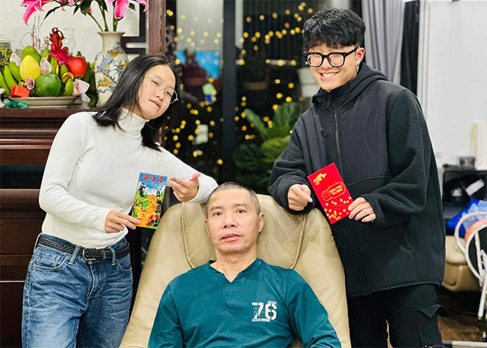 Công Lý hiện sống cùng người vợ thứ ba tên Ngọc Hà. Thục Anh cùng em trai Gia Bảo thường xuyên tới thăm bố, đặc biệt từ khi Công Lý gặp vấn đề về sức khỏe.