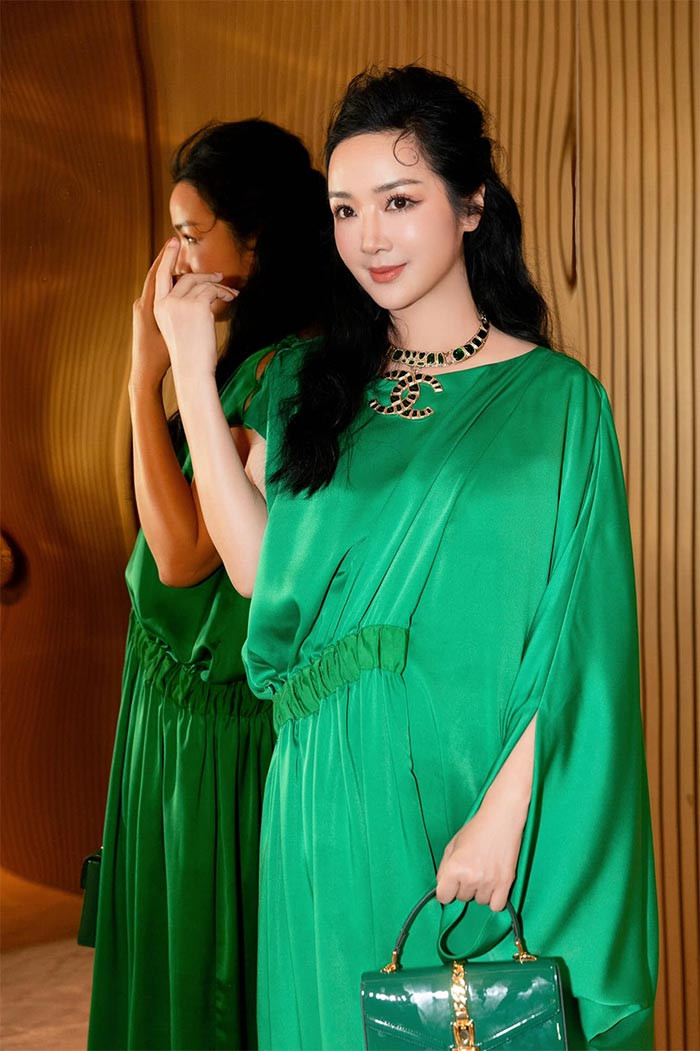 Hiện tại, Hoa hậu Giáng My gần như rút lui khỏi showbiz và tập trung vào kinh doanh.