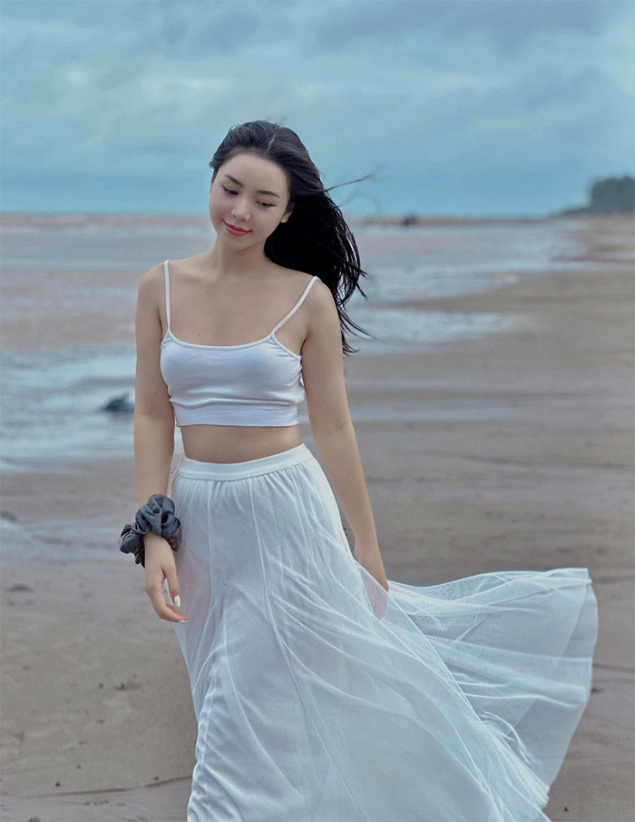 Diễn xuất của Quỳnh Kool ngày càng tiến bộ qua từng phim và được các đạo diễn tin tưởng giao vai nữ chính trong: "Đừng bắt em phải quên", "Gara hạnh phúc", "Đừng làm mẹ cáu".