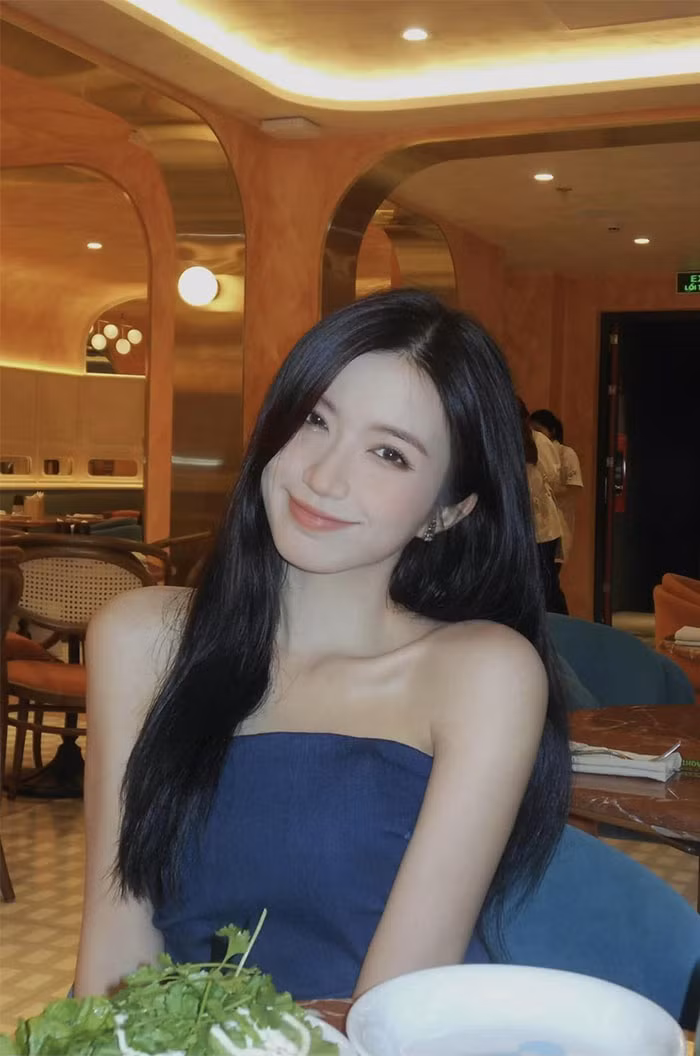 Chia sẻ với Tiền Phong, Ngọc Huyền cho biết cô căng thẳng với vai Thảo trong "Món quà của cha" tới mức sụt 2-3kg.