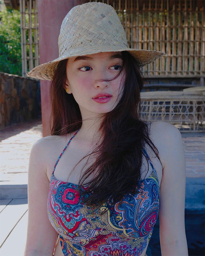 Sau "Em chưa 18", Kaity Nguyễn tham gia nhiều phim điện ảnh khác như: "Hồn papa da con gái", "Tiệc trăng máu", "Gái già lắm chiêu V", "Cô gái từ quá khứ" và mới đây nhất là "Người vợ cuối cùng".