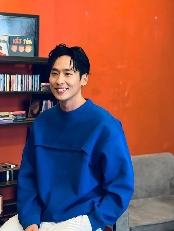 Tuấn Trần (tên thật là Trần Duy Tuấn, sinh năm 1992) là một nam diễn viên kiêm người mẫu. (Ảnh: FBNV)