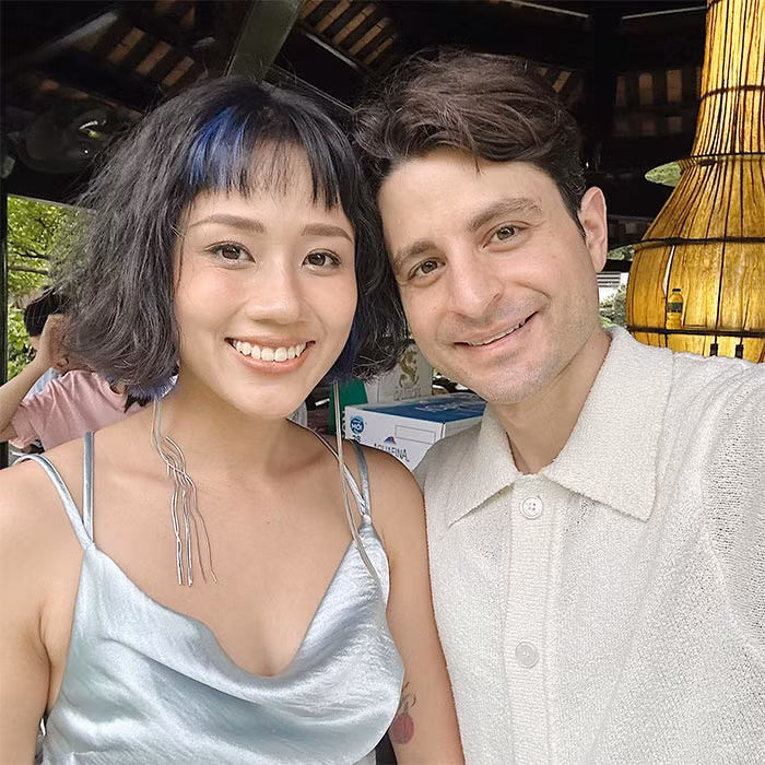 Sau khi kết hôn với chồng ngoại quốc, Hiền Lê nghỉ diễn và sang Mỹ định cư với chồng. (Ảnh: FBNV)