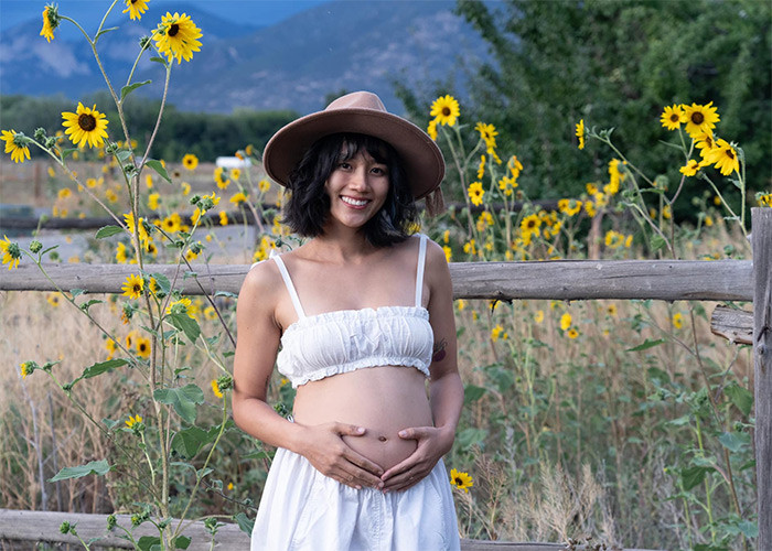 Vợ chồng Hiền Lê chuẩn bị chào đón con đầu lòng. (Ảnh: FBNV)