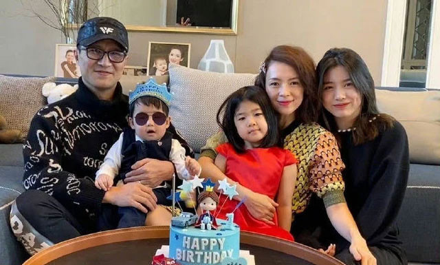 Chuong Tu Di - Uong Phong ly hon sau 8 nam ben nhau-Hinh-2