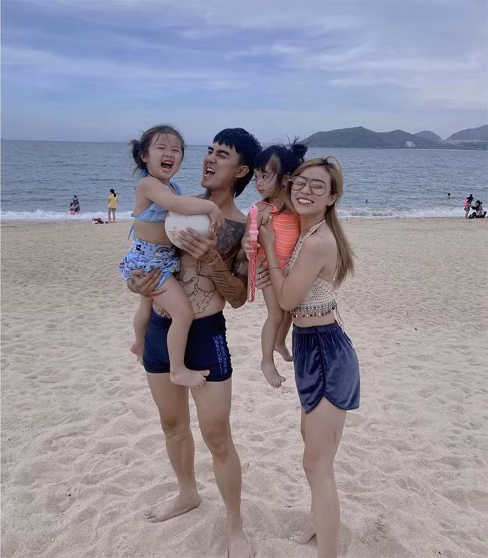 Khoảnh khắc hạnh phúc của Đạt G va Cindy Lư khi cả hai mới hẹn hò vào năm 2020.