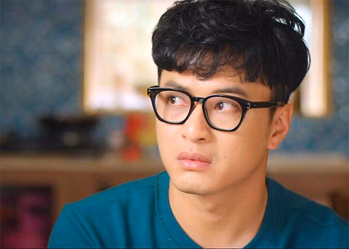 Sau vai Bảo "Tuần lộc" trong "Hoa hồng trên ngực trái", diễn viên Hồng Đăng tham gia bộ phim "Những ngày không quên", "Hướng dương ngược nắng", "Thương ngày nắng về".