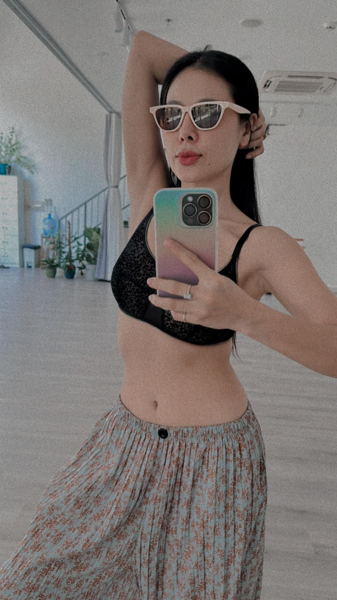 Đời thường, mỹ nhân sinh năm 1987 chuộng phong cách trẻ trung và năng động.