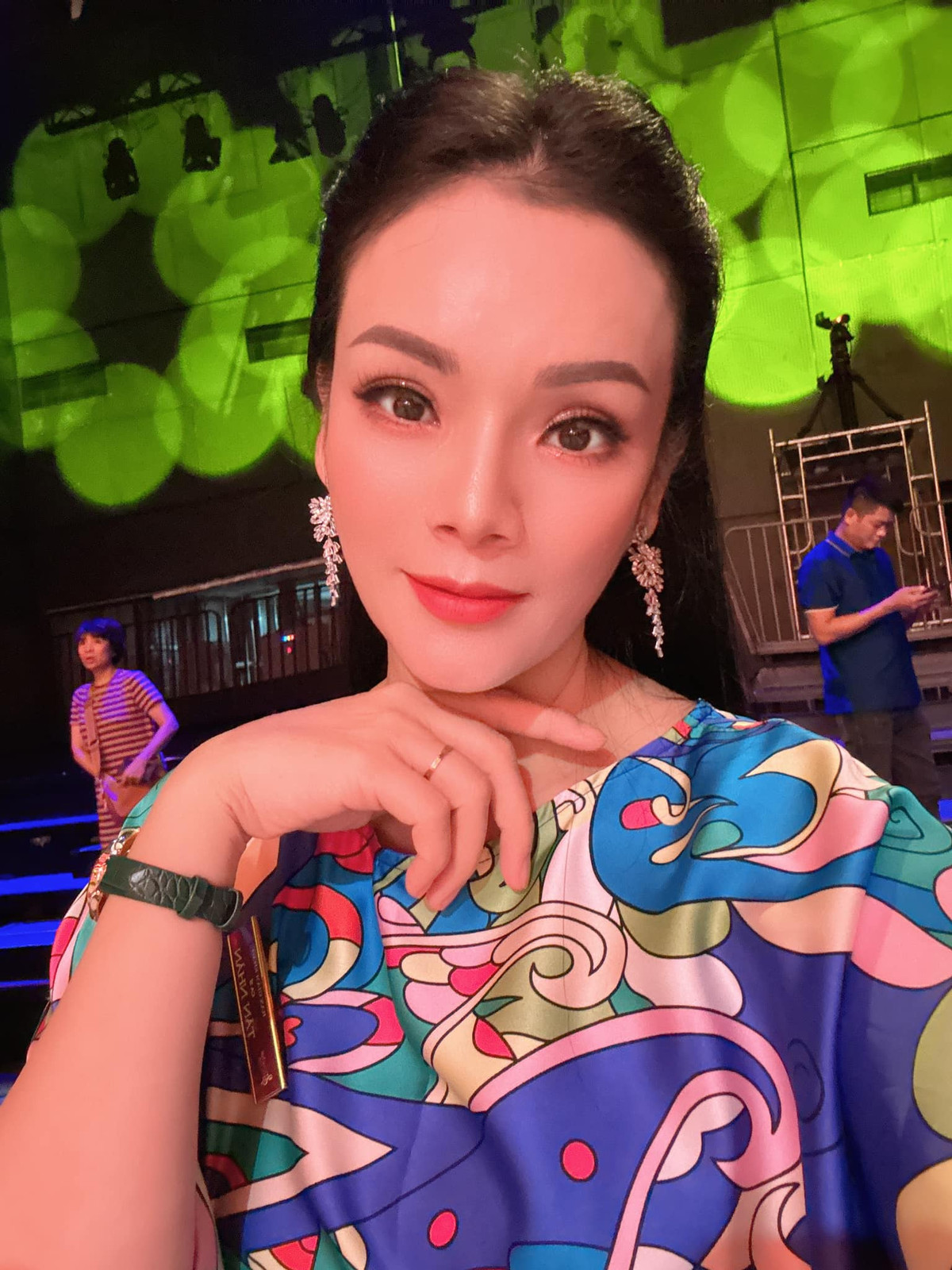 Kể từ đó, giọng hát mượt mà đằm thắm của nữ nghệ sĩ sinh năm 1982 đi sâu vào lòng khán giả.