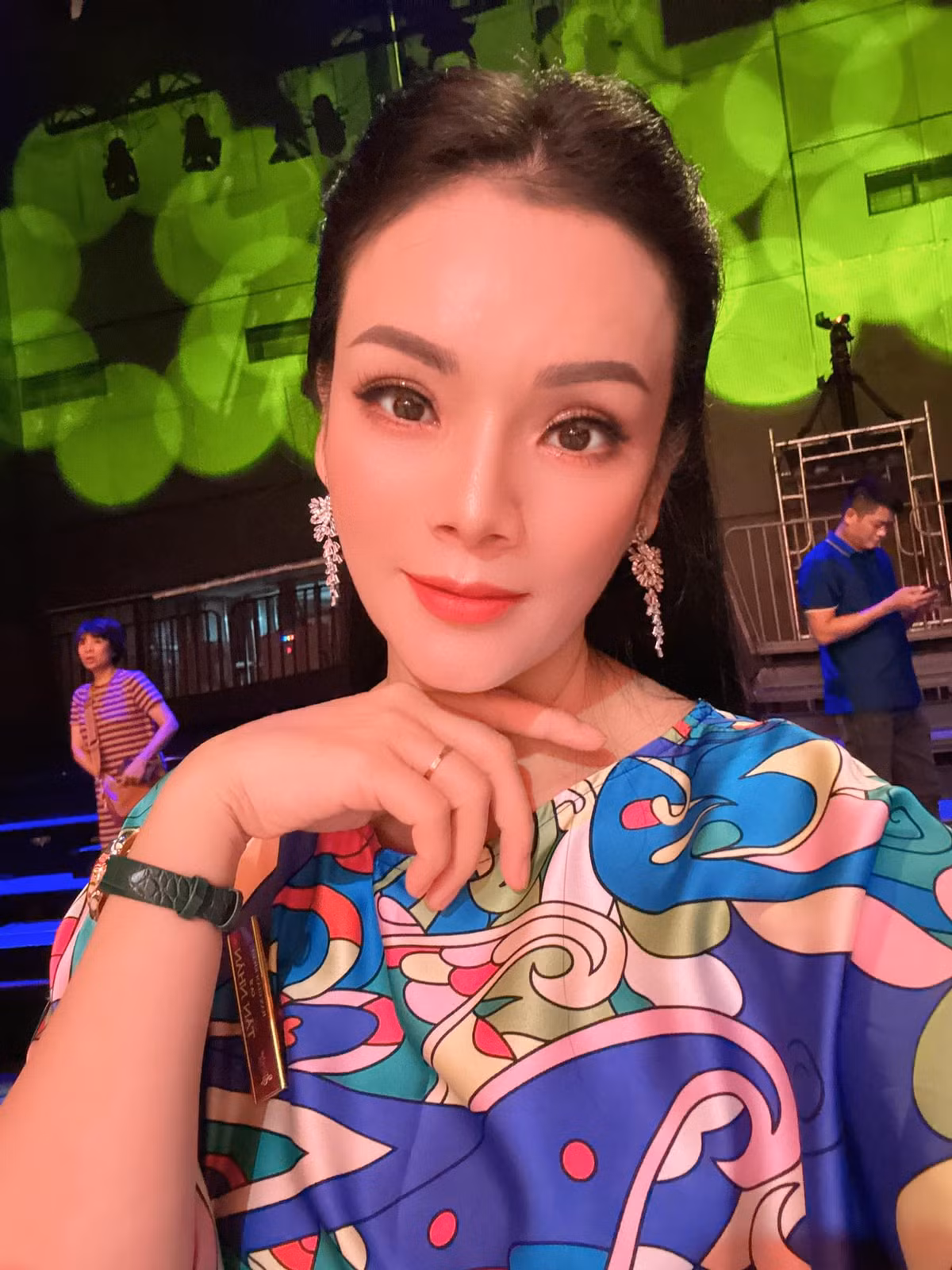 Kể từ đó, giọng hát mượt mà đằm thắm của nữ nghệ sĩ sinh năm 1982 đi sâu vào lòng khán giả.