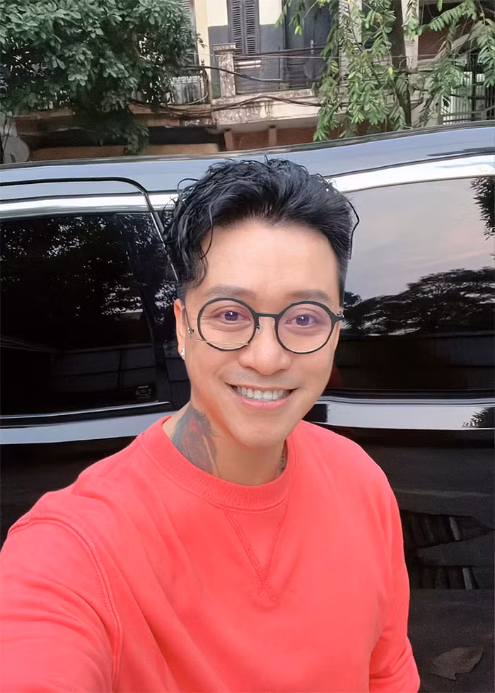 Nhiều người thừa nhận, sau 20 năm gia nhập showbiz, vẻ ngoài của Tuấn Hưng ngày càng phong độ, trẻ trung. (Ảnh: Vietnamnet)