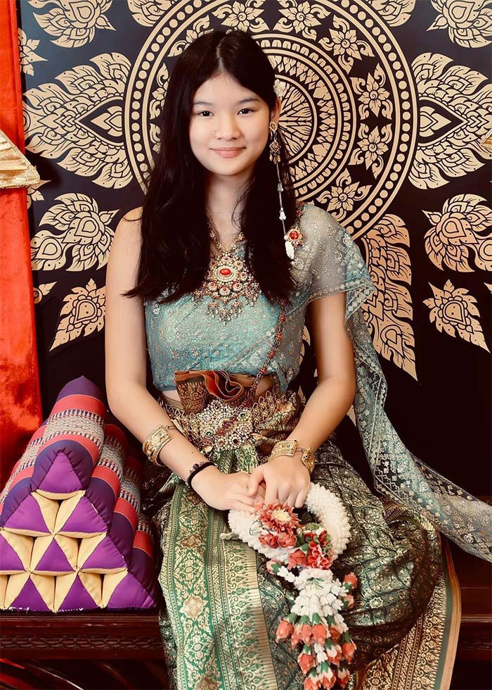 Sinh ra trong gia đình có điều kiện nên Bảo Tiên được bố mẹ đầu tư rất nhiều cho việc học. Ngoài học văn hóa ở những ngôi trường tốt, cô bé còn được bố mẹ cho học rất nhiều các môn năng khiếu như vẽ, đàn...