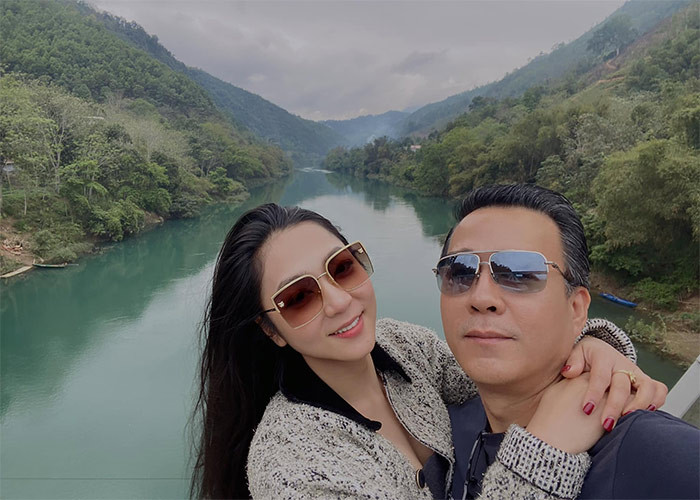 Nữ ca sĩ hải ngoại còn tiết lộ, cô gần như trầm cảm bởi đám cưới của mình và Thắng Ngô nhận quá nhiều chỉ trích trên mạng xã hội. "Sau lễ cưới ấy Xuân đã gần như trầm cảm và phải thu mình lại, không dám đọc bất cứ một bình luận nào trên mạng xã hội", Hà Thanh Xuân viết trên trang cá nhân.