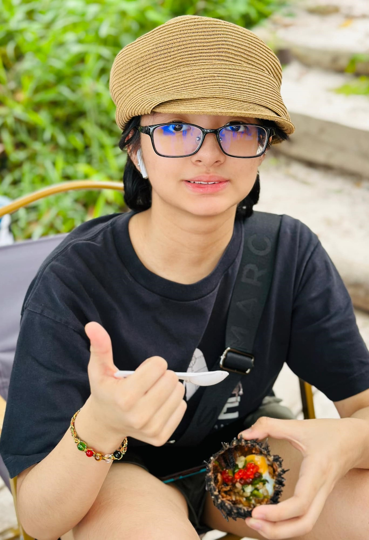 Con gái của Thúy Hằng và chồng làm nghiên cứu còn sớm bộc lộ nhiều năng khiếu. Cô bé thích vẽ, đam mê thời trang giống mẹ.