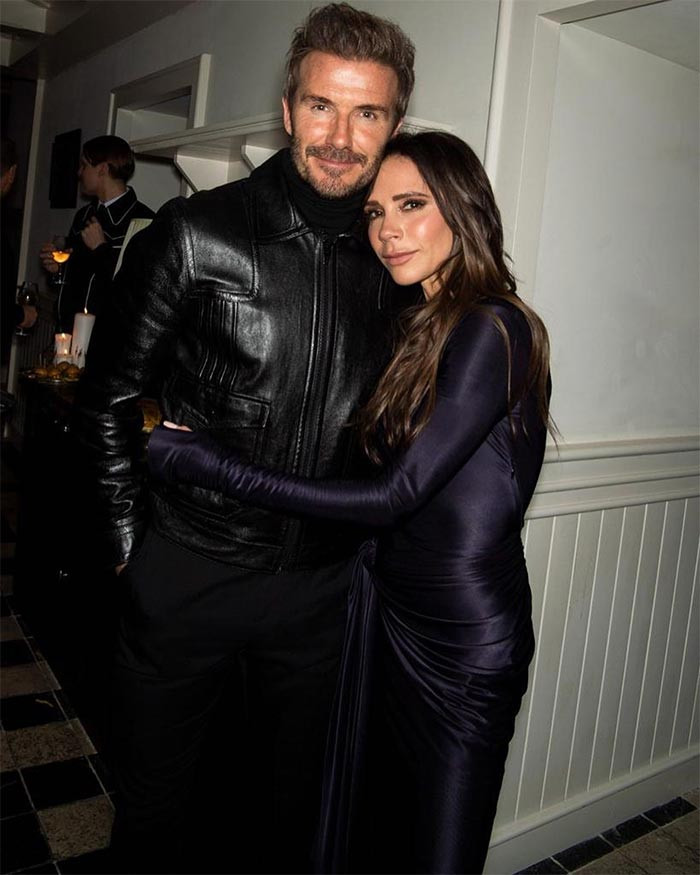 Cuộc sống đầy đủ cả vật chất lẫn tinh thần cũng là một trong những yếu tố giúp Victoria Beckham trẻ trung hơn so với tuổi.