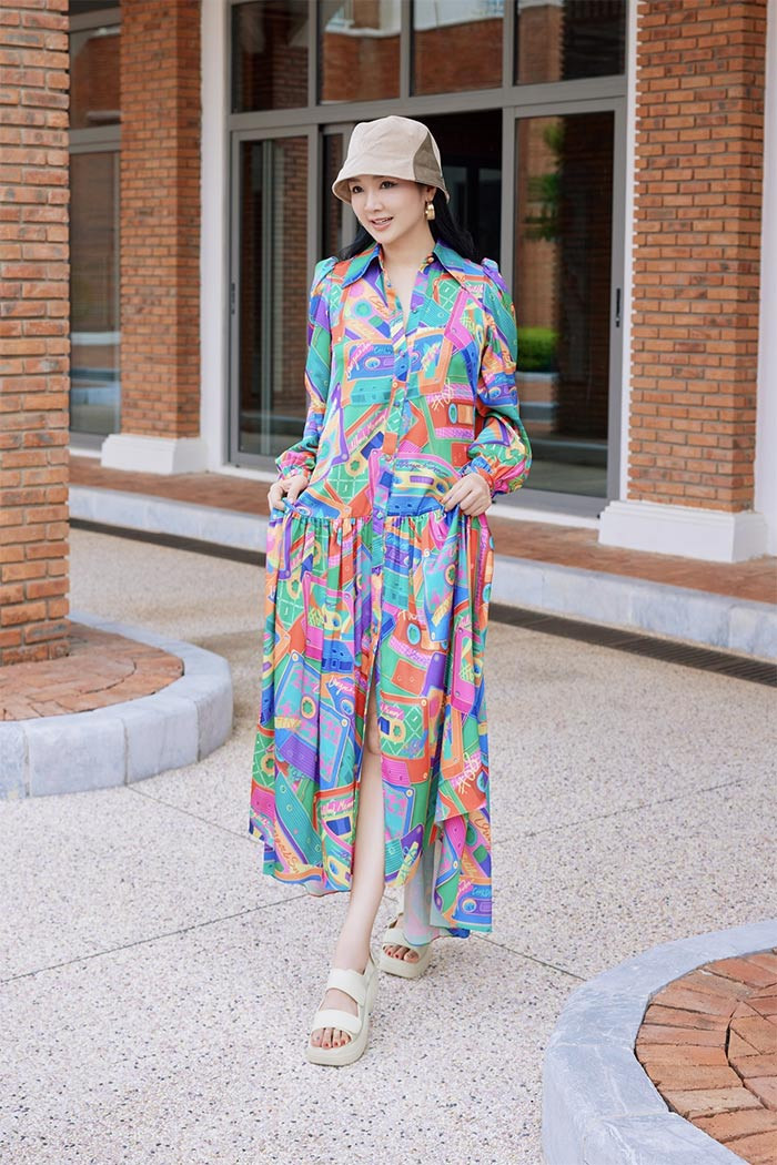 Cách ăn mặc cũng giúp Giáng My trẻ hơn so với tuổi 52 của mình rất nhiều.